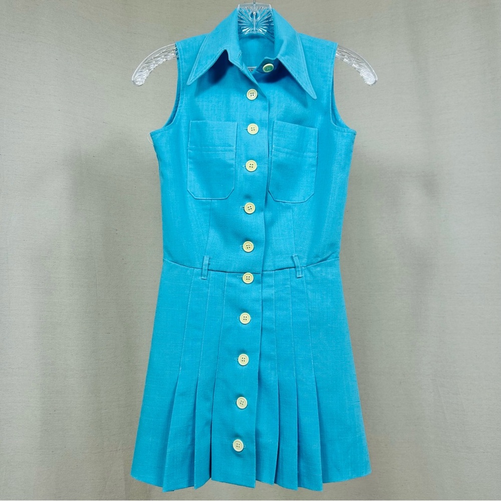 Crazy Horse by Liz Claiborne Vintage Turquoise  Button Down Dress